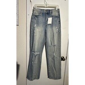 New with tags, these Cello Super High Rise Cuffed Denim Dad Jeans Size 9